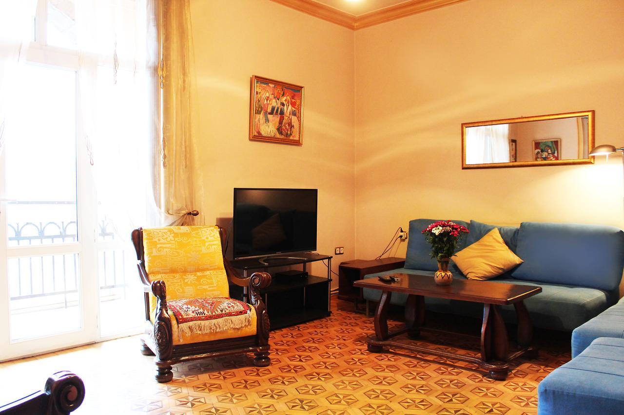 Vivid 2 Bedroom Apt. Yerevan Exterior foto
