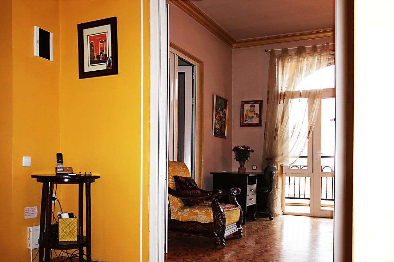 Vivid 2 Bedroom Apt. Yerevan Exterior foto
