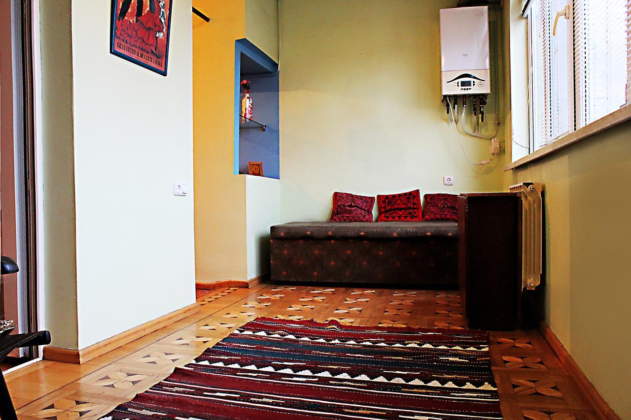 Vivid 2 Bedroom Apt. Yerevan Exterior foto