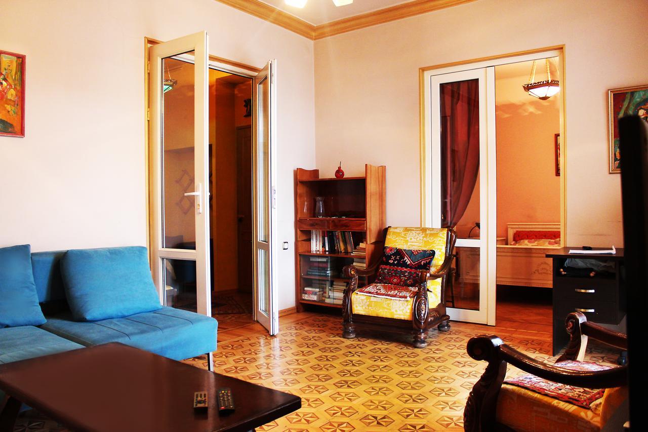 Vivid 2 Bedroom Apt. Yerevan Exterior foto